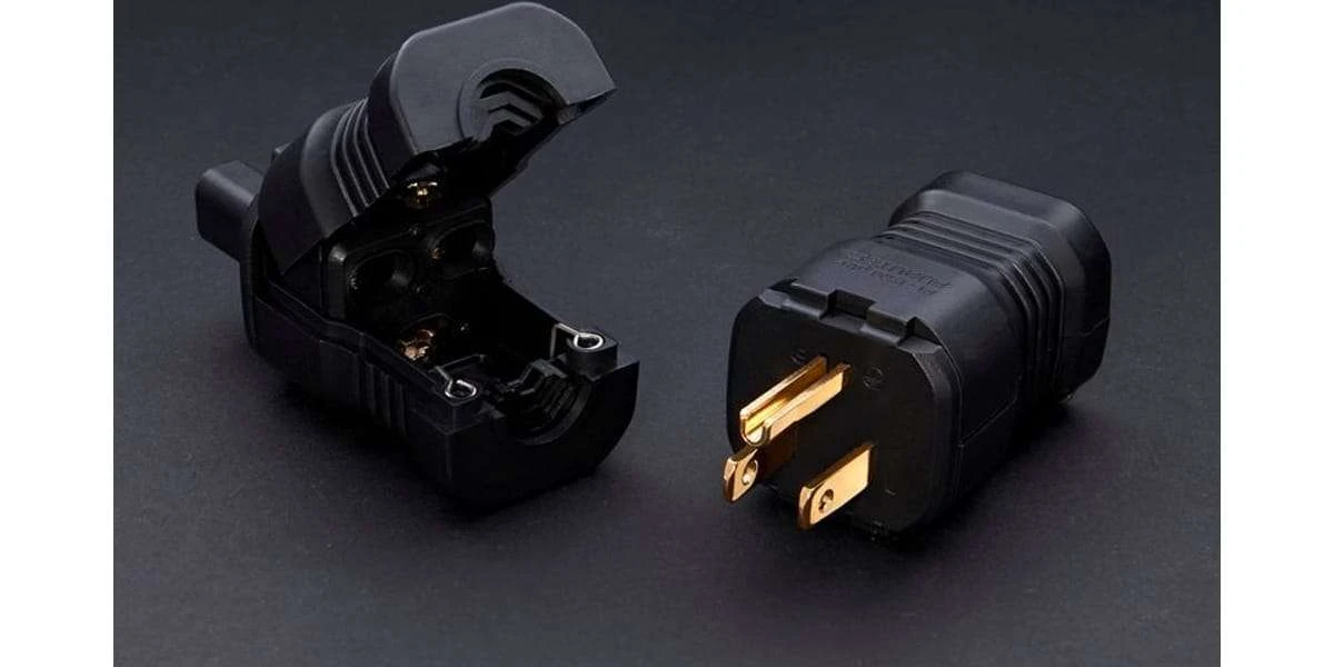 Connectiques électrique Furutech Fi-15m Plus (g) 3 Connectiques électrique Furutech Fi-15m Plus (g)